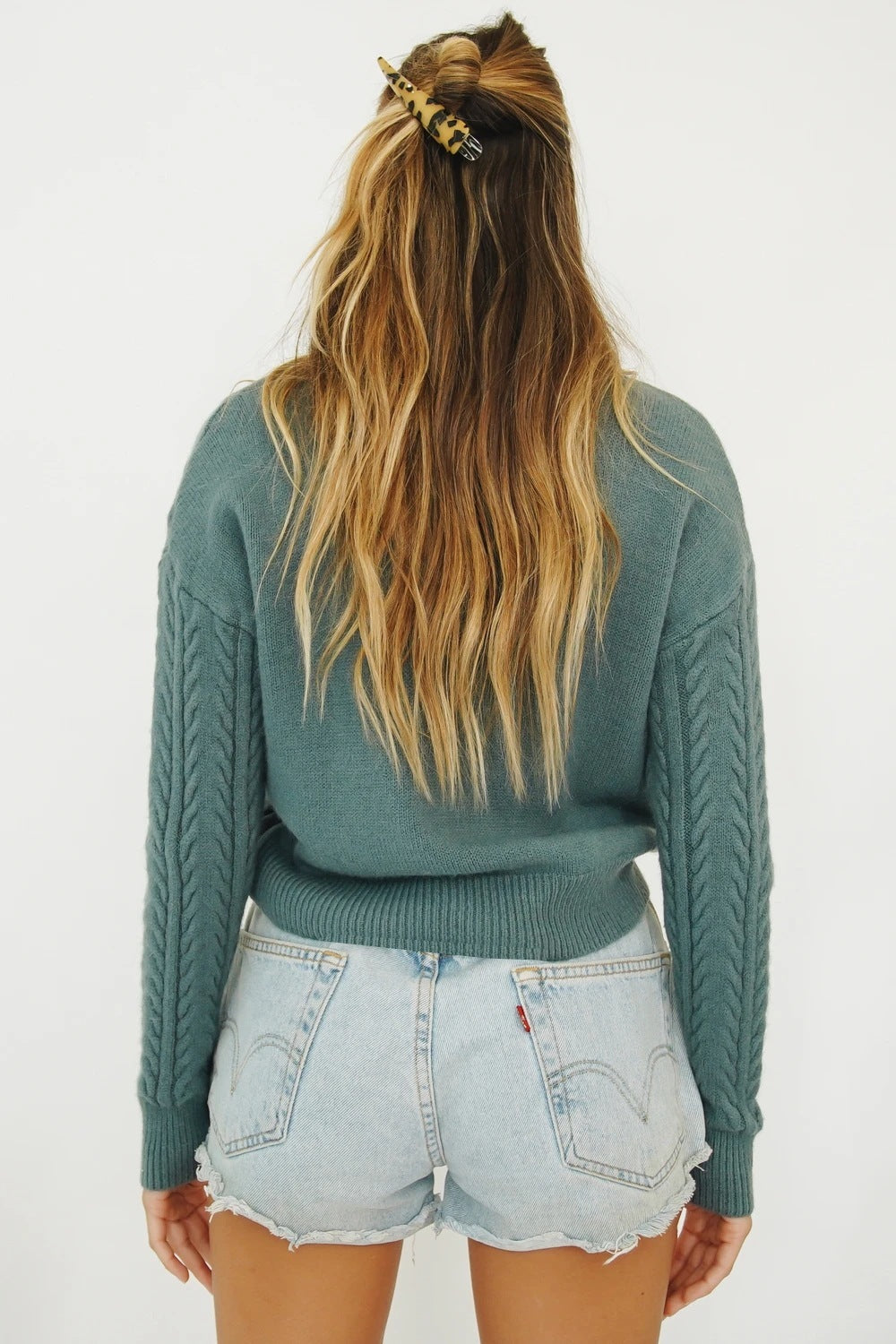 Pull Col Rond Tricoté : Douceur et Élégance d’Automne