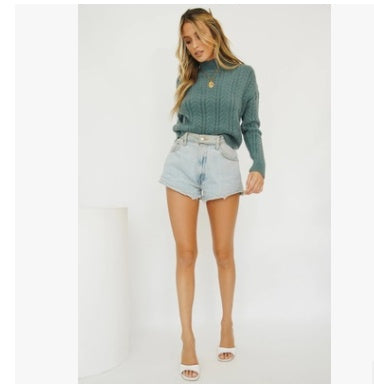 Pull Col Rond Tricoté : Douceur et Élégance d’Automne