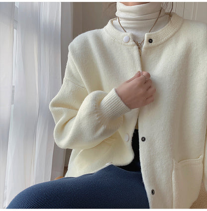 Cardigan Élégant pour Femme : Confort et Style au Quotidien